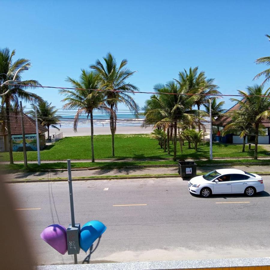Apto Aluguel Na Temporada Pe Na Areia Peruibe Sp Екстер'єр фото